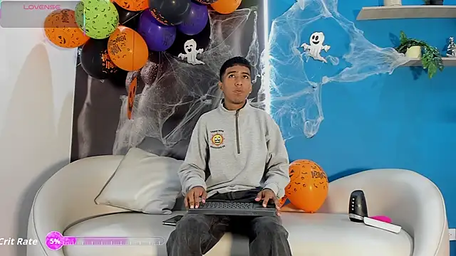 ender h0t online show from October 28, 2025, 1:43 pm