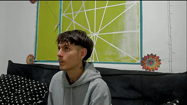 Snapshot of Dioniso_guy8 chatting on February 19, 2026, 8:17 pm Dioniso guy8 online show from February 19, 2026, 8:17 pm