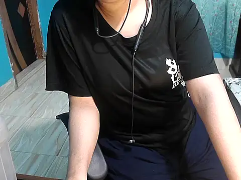 meghbalikargolponoy09 online show from March 31, 2026, 2:24 am