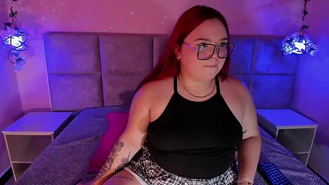 Snapshot of Lushi_Love chatting on May 18, 2026, 3:06 am Lushi Love online show from May 18, 2026, 3:06 am