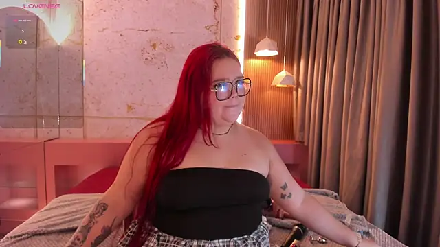Snapshot of Lushi_Love chatting on May 24, 2026, 3:28 am Lushi Love online show from May 24, 2026, 3:28 am