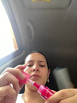 Mia jhoonson online show from January 14, 2026, 8:45 pm