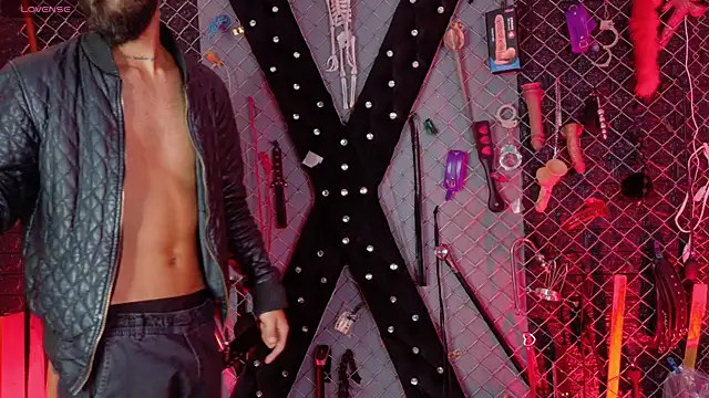 Warick and Aria bdsm  online show from December 2, 2025, 9:16 pm