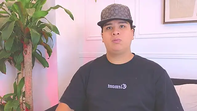 Naim Bennetsex online show from February 26, 2026, 2:22 am