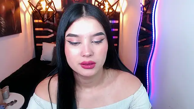 Natalie loffreda online show from April 15, 2026, 7:58 pm