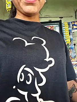 Snapshot of Telugu___Sexygirl___Naidu chatting on April 1, 2026, 3:19 am Telugu Sexygirl Naidu online show from April 1, 2026, 3:19 am