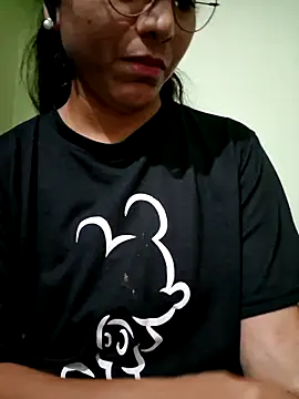 Telugu   Sexygirl   Naidu online show from November 11, 2025, 5:13 am