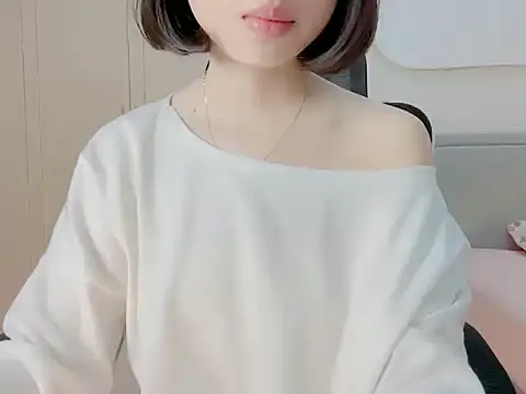 ggLovee online show from October 24, 2025, 1:04 am