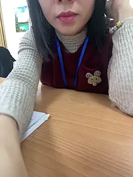 Snapshot of -NhaKy22 chatting on December 19, 2025, 1:20 am -NhaKy22 online show from December 19, 2025, 1:20 am