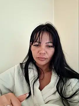 Snapshot of Ella_sweety00 chatting on March 16, 2026, 7:56 am Ella sweety00 online show from March 16, 2026, 7:56 am