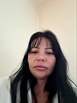 Snapshot of Ella_sweety00 chatting on March 15, 2026, 7:48 am Ella sweety00 online show from March 15, 2026, 7:48 am