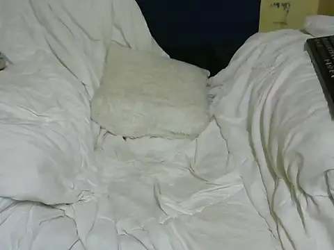 Moningexz123 online show from September 13, 2025, 11:21 am