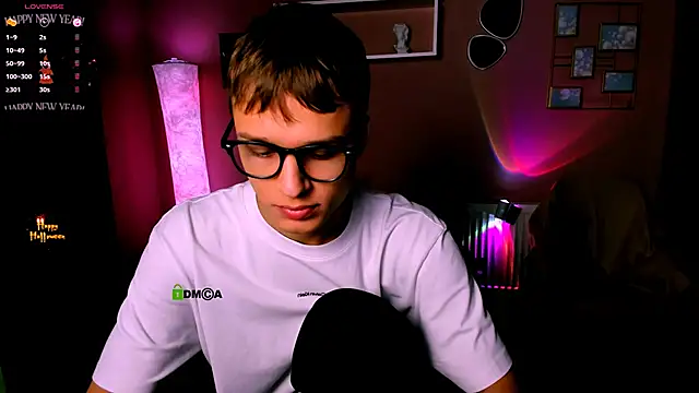 sam nexor online show from November 1, 2025, 8:25 pm