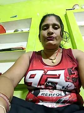 Hot-piuy online show from September 22, 2025, 3:45 am