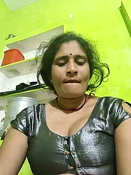 Hot-piuy online show from October 30, 2025, 5:28 am