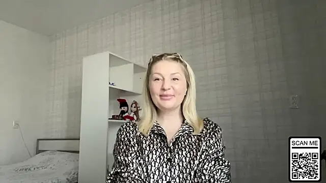 Blondie xoxoxo online show from March 6, 2026, 9:26 am