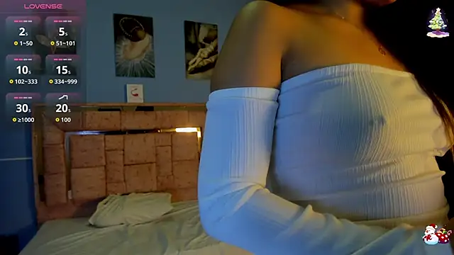 Snapshot of LICKY_LOV chatting on February 4, 2026, 3:12 am LICKY LOV online show from February 4, 2026, 3:12 am