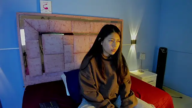 Snapshot of LICKY_LOV chatting on October 4, 2025, 3:08 am LICKY LOV online show from October 4, 2025, 3:08 am