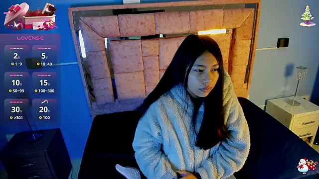 Snapshot of LICKY_LOV chatting on October 1, 2025, 3:11 am LICKY LOV online show from October 1, 2025, 3:11 am