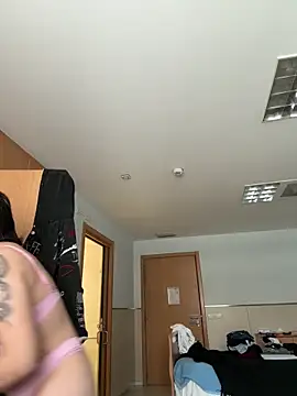 Snapshot of Kitty5348 chatting on February 12, 2026, 1:22 pm Kitty5348 online show from February 12, 2026, 1:22 pm