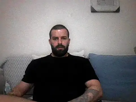 Snapshot of kean2365 chatting on February 3, 2026, 11:32 pm kean2365 online show from February 3, 2026, 11:32 pm