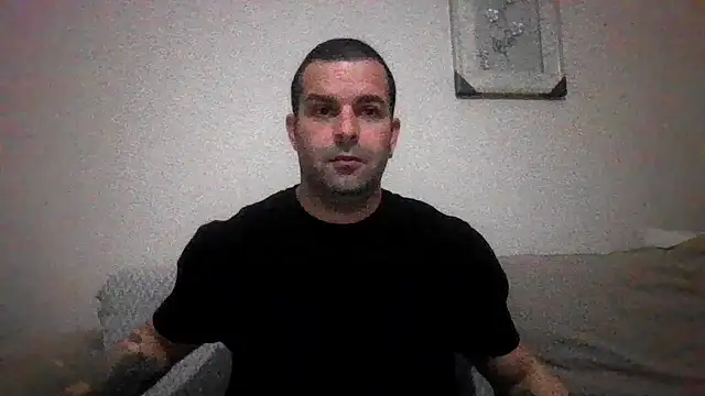 Snapshot of kean2365 chatting on May 5, 2026, 10:35 pm kean2365 online show from May 5, 2026, 10:35 pm