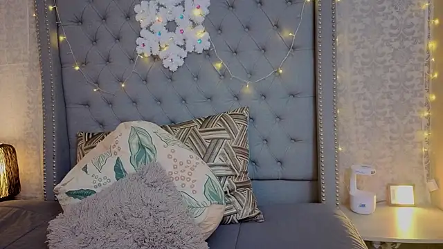 Abby roussee online show from December 22, 2025, 9:48 pm