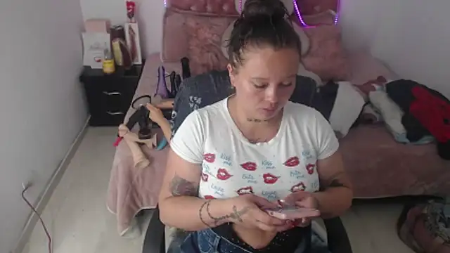 Snapshot of patty_squirt_ chatting on April 2, 2026, 9:38 am patty squirt online show from April 2, 2026, 9:38 am