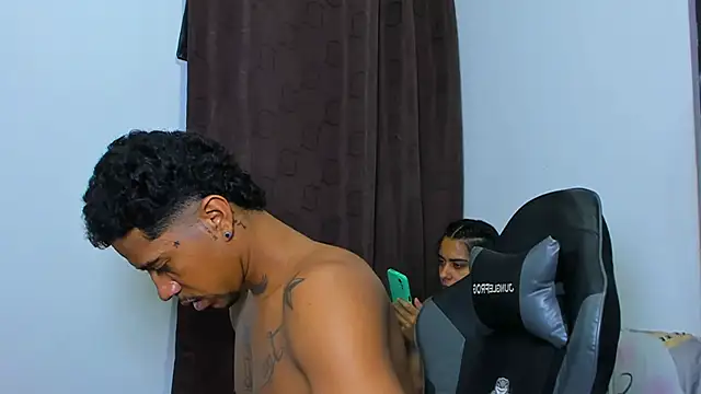 violet and myers online show from February 24, 2026, 10:10 pm