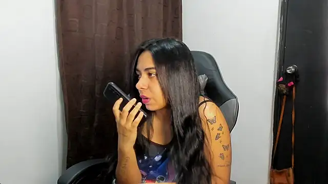 violet and myers online show from December 4, 2025, 2:05 pm