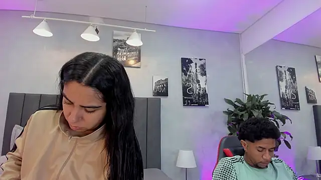 violet and myers online show from November 15, 2025, 11:25 am