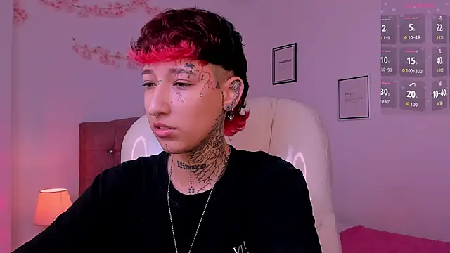 Snapshot of Luci_Rose chatting on July 25, 2026, 12:18 am Luci Rose online show from July 25, 2026, 12:18 am
