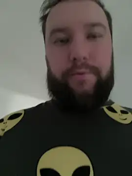 Snapshot of Ole_Plus chatting on December 16, 2025, 10:08 am Ole Plus online show from December 16, 2025, 10:08 am