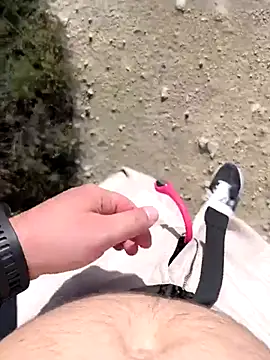 Snapshot of Ole_Plus chatting on October 14, 2025, 8:37 am Ole Plus online show from October 14, 2025, 8:37 am