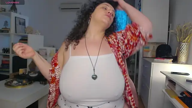 Snapshot of BohoBabeLexy chatting on February 13, 2026, 6:24 am BohoBabeLexy online show from February 13, 2026, 6:24 am