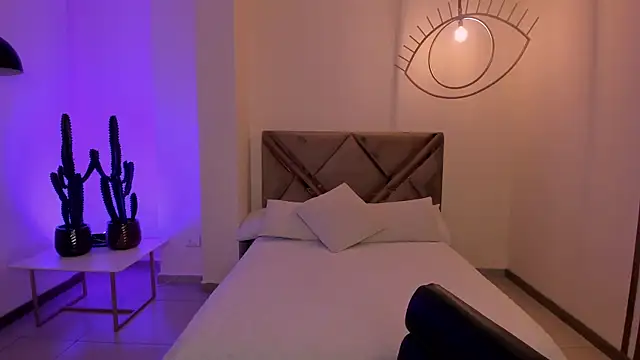 Snapshot of MaddisonTaylor1 chatting on November 10, 2025, 7:52 pm MaddisonTaylor1 online show from November 10, 2025, 7:52 pm