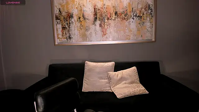 Snapshot of LizzCooper chatting on October 13, 2025, 5:20 am LizzCooper online show from October 13, 2025, 5:20 am