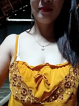 Snapshot of Nana-bar chatting on October 11, 2025, 12:55 am Nana-bar online show from October 11, 2025, 12:55 am