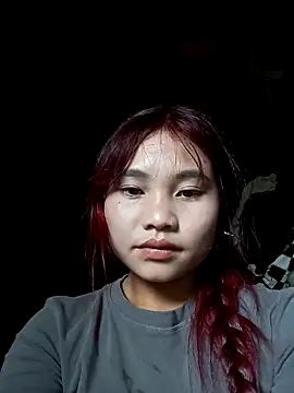 Snapshot of EllyBaby20 chatting on October 3, 2025, 4:14 am EllyBaby20 online show from October 3, 2025, 4:14 am