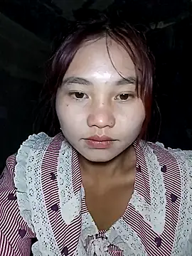 Snapshot of EllyBaby20 chatting on November 4, 2025, 4:05 am EllyBaby20 online show from November 4, 2025, 4:05 am