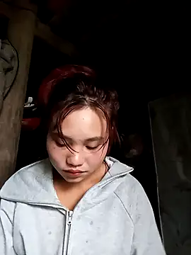 Snapshot of EllyBaby20 chatting on November 3, 2025, 1:00 am EllyBaby20 online show from November 3, 2025, 1:00 am