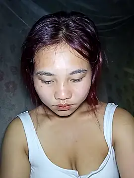 Snapshot of EllyBaby20 chatting on October 7, 2025, 12:11 am EllyBaby20 online show from October 7, 2025, 12:11 am