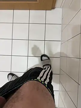 Snapshot of Dicksxd chatting on November 1, 2025, 9:58 am Dicksxd online show from November 1, 2025, 9:58 am