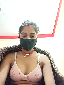 Snapshot of Chandni_Love143 chatting on December 18, 2025, 10:52 am Chandni Love143 online show from December 18, 2025, 10:52 am