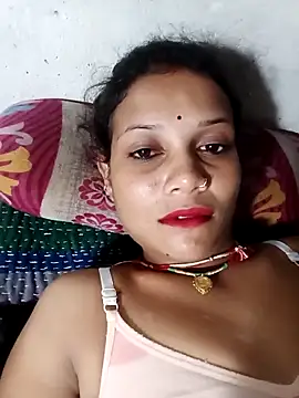 Snapshot of Chandni_Love143 chatting on September 12, 2025, 4:18 pm Chandni Love143 online show from September 12, 2025, 4:18 pm