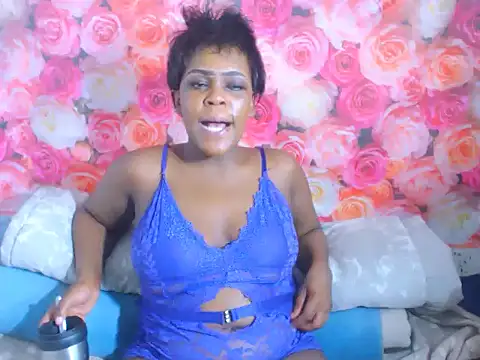 MiniMinaj online show from December 15, 2025, 7:41 pm