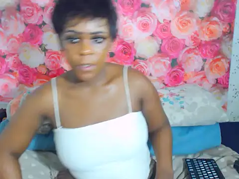 MiniMinaj online show from December 14, 2025, 5:07 pm