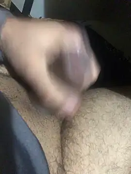 Snapshot of Kushzin chatting on November 4, 2025, 8:29 am Kushzin online show from November 4, 2025, 8:29 am