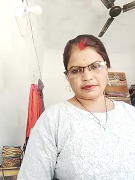 Snapshot of Bhavna_hot chatting on October 11, 2025, 7:42 am Bhavna hot online show from October 11, 2025, 7:42 am