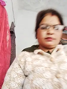 Snapshot of Bhavna_hot chatting on December 4, 2025, 10:58 am Bhavna hot online show from December 4, 2025, 10:58 am